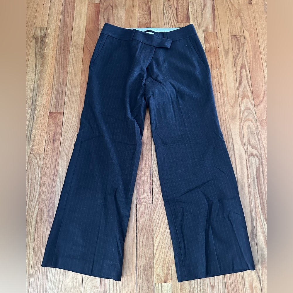 Ann Taylor lined dress pants in gray heather.